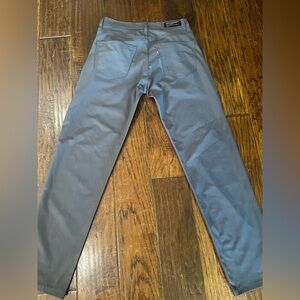 Levi's Gray‎ Chinos size 29/30